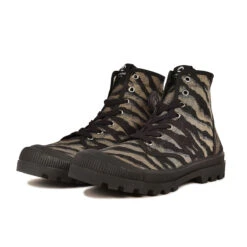 Pataugas AUTHENTIQUE M/TZ F4H KAKI 12 Pataugas AUTHENTIQUE M/TZ F4H KAKI -Pataugas 628185 554 OG M TZ F4H KAKI 4WEB