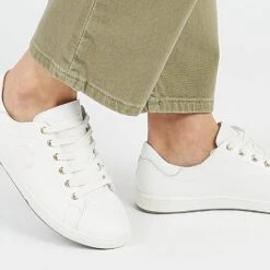 Pataugas JAYO/N F2I BLANC 14 Pataugas JAYO/N F2I BLANC -Pataugas JAYONF2HBLANC2 1 95f0c3f5 dff1 45fa bef7 81d870bd4ecd